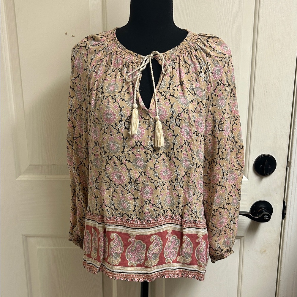 Lucky Brand women's paisley border print peasant Blouse. Medium, 100% Viscose